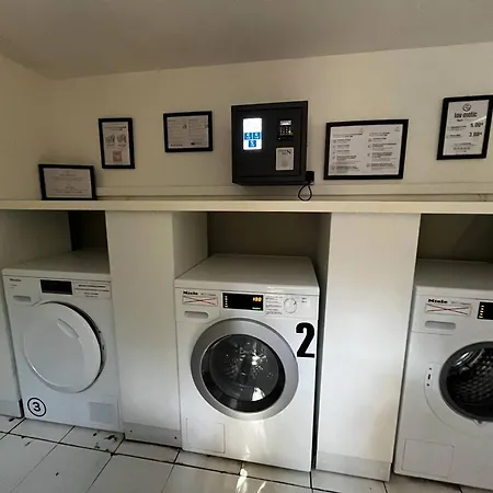 Studio, Acces Direct - 4 Pers. - Fr-1-251-957 Apartment Le Lavandou